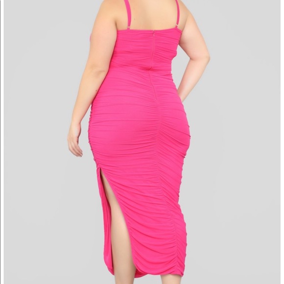 NWT Fashion Nova ruched dress - Picture 6 of 8